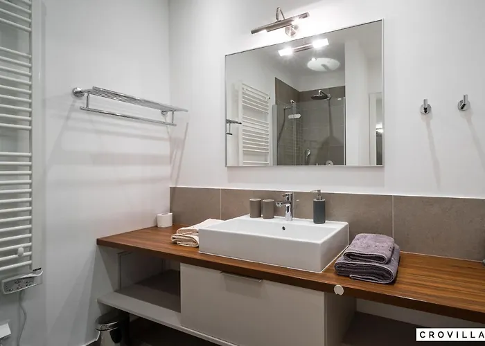 فيلة Acadia B سلاتين